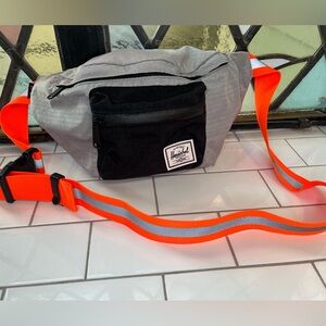 NWOT Herschel Supply Co. Fanny Hip Packs